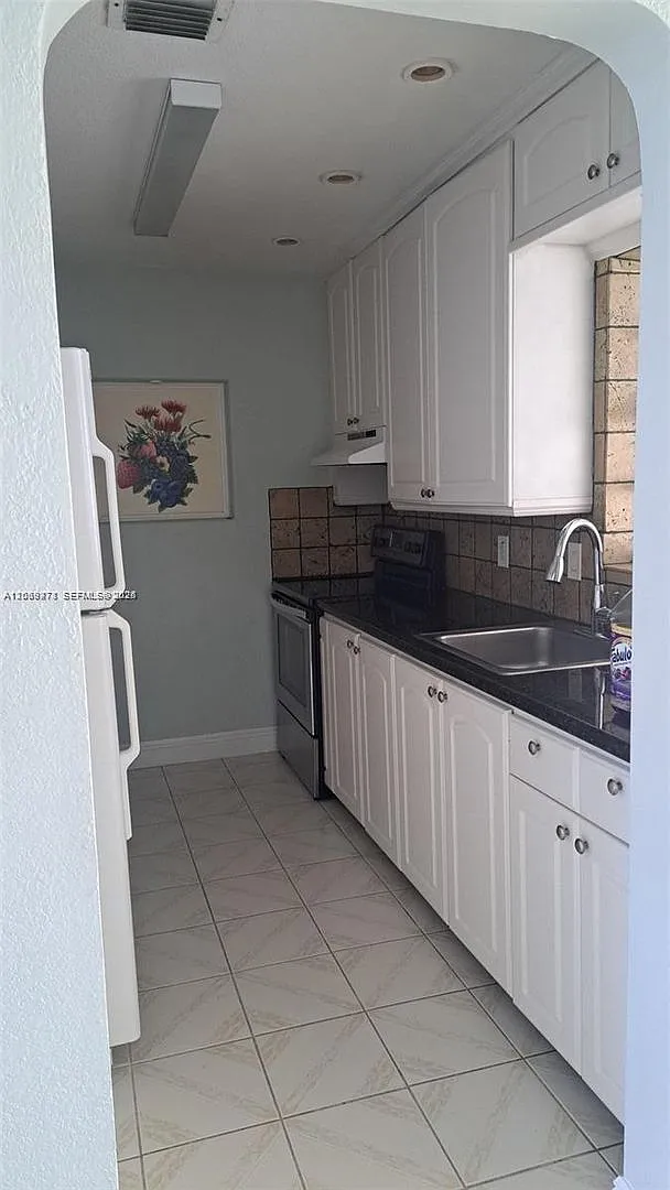 5813 SW 140th Avenue 5813, Miami, FL 33183 - 1130 — Photo 1