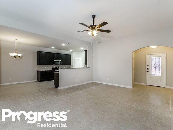 4th image of 500 Ivy Ct