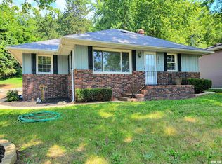 3023 W Southport Rd, Peoria, IL 61615
