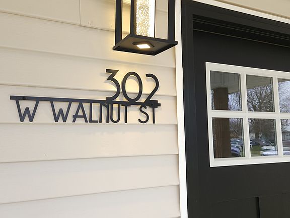 2nd image of 302 W Walnut St