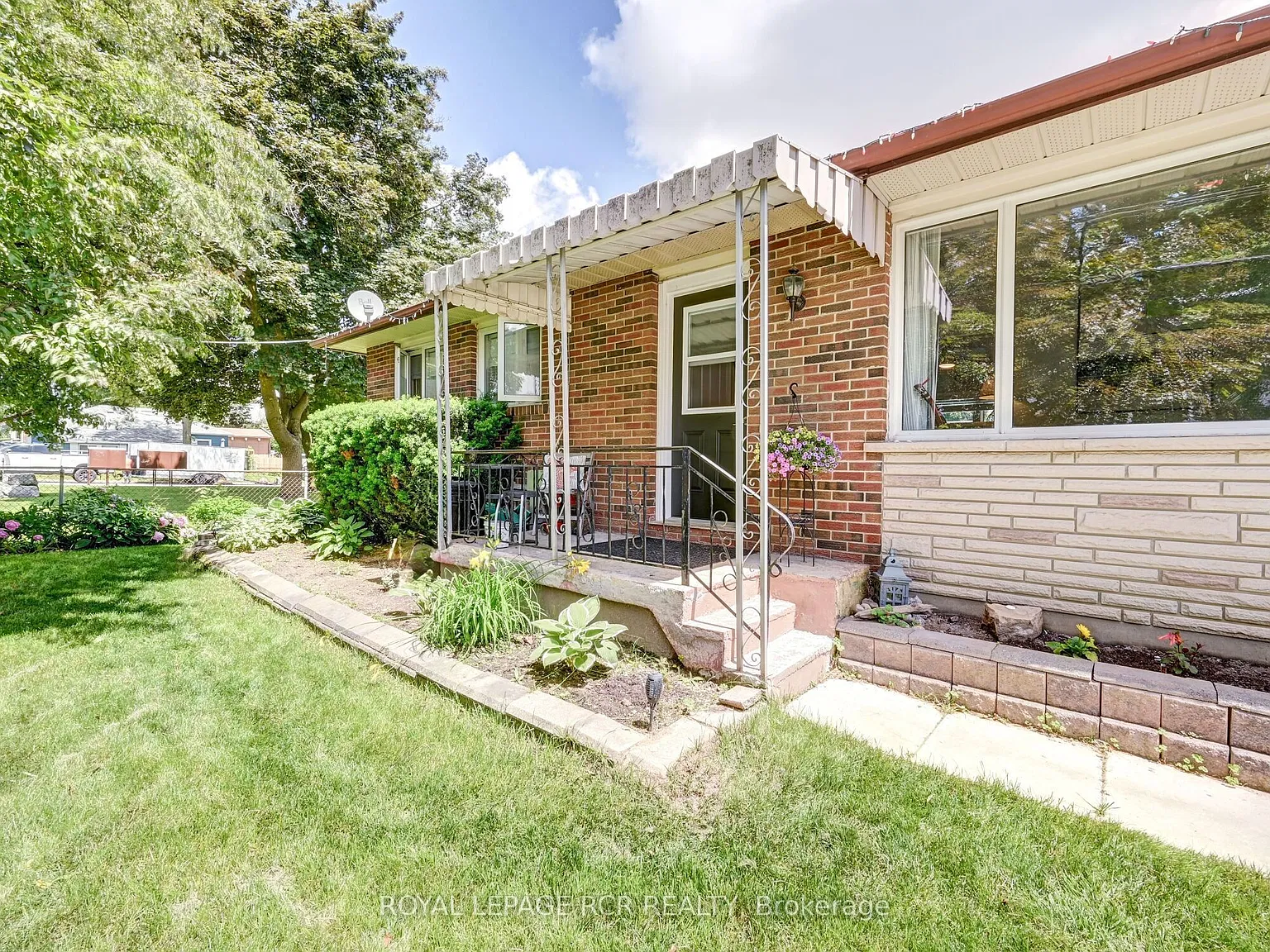 2 bed, $2,200 — Photo 3