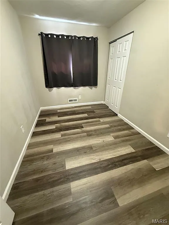 3 bed, 1.0 bath, 864 sqft, $1,450 — Photo 4