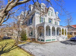54 Kay St APT C, Newport, RI 02840