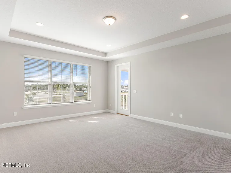 571 Marquesa Cir — Photo 20