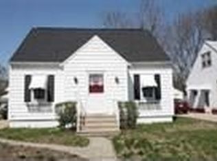 2811 E 4th St, Waterloo, IA 50703