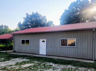 101 Honeysuckle Ln, Harviell, MO 63945