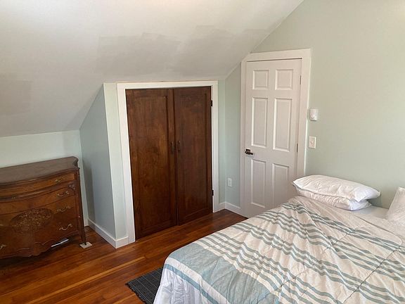 4th image of 2 Wentworth Ct