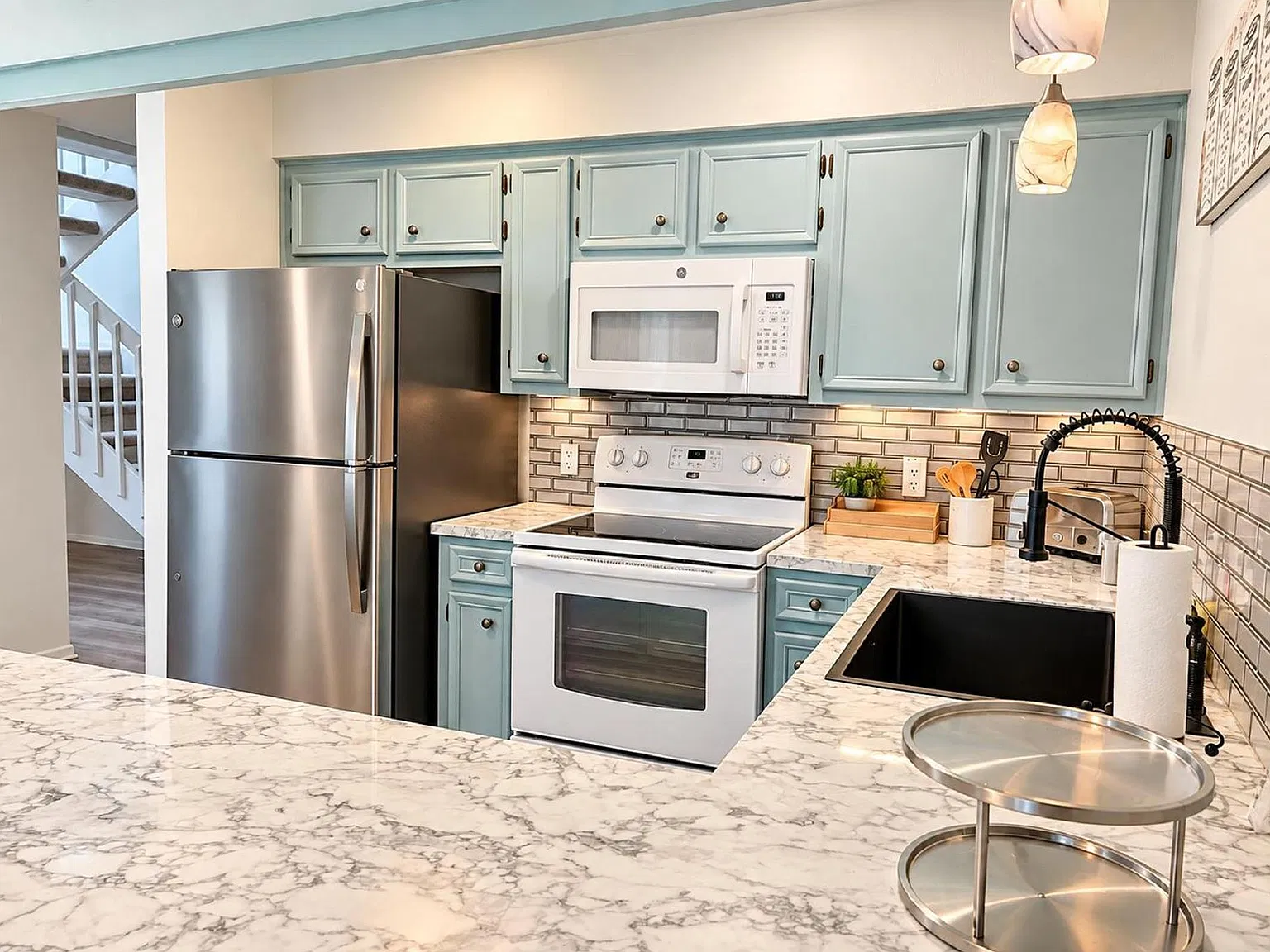 2 bed, 2.5 bath, 1240 sqft, $1,750 — Photo 4