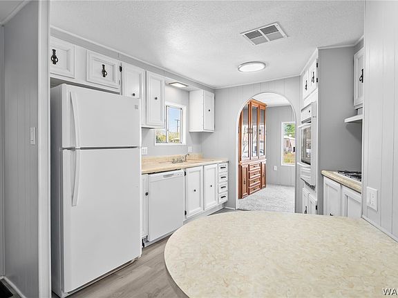 5th image of 3560 E Neal Avenue