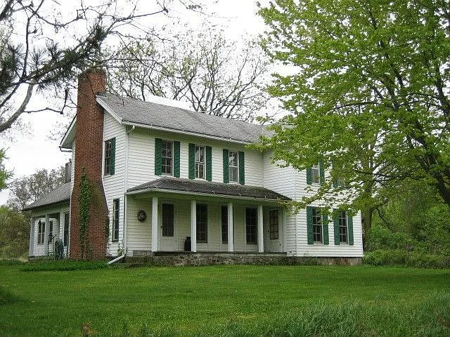 7550 E Allen Rd photo 1