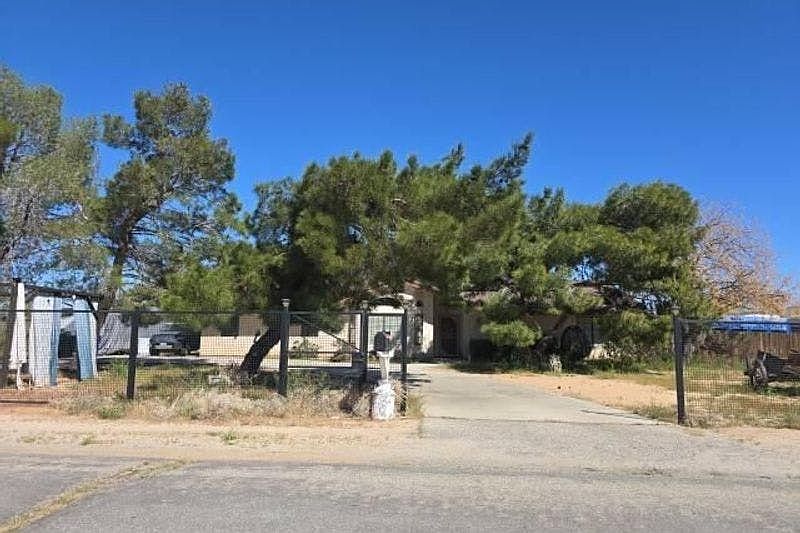 1st image of 21890 Little Beaver Rd