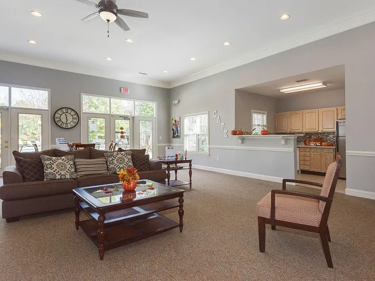 Forest Oaks Apartment Homes — Photo 20