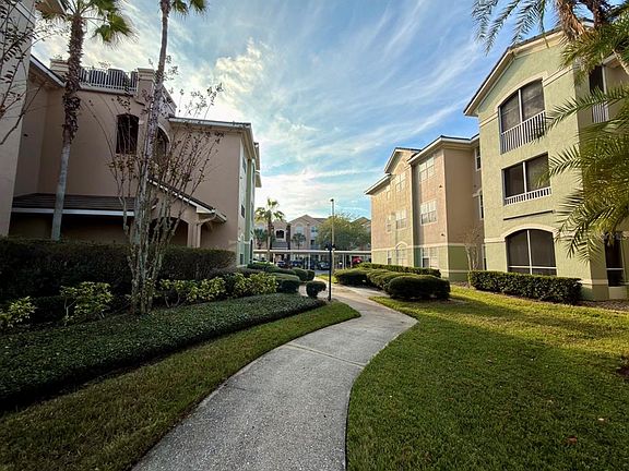 4th image of 4865 CYPRESS WOODS DRIVE #2302