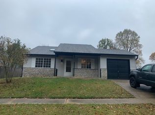 3827 W Woodmere Ct, Bloomington, IN 47403