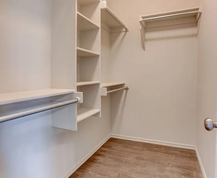7724 S Chestnut Ave — Photo 22
