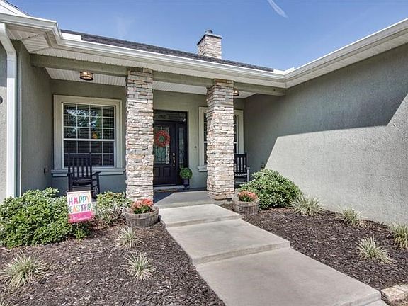 5th image of 649 Honeyfarm Ln