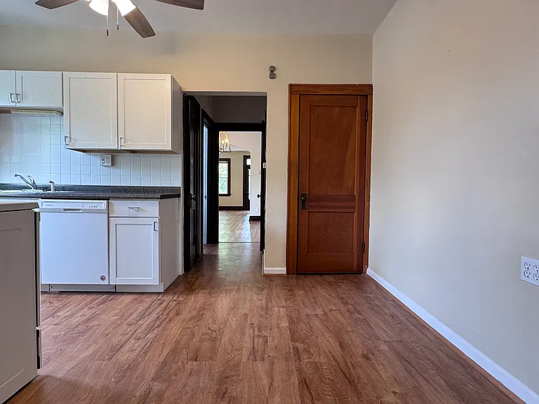 4928 Holly Hills Ave #2F — Photo 14