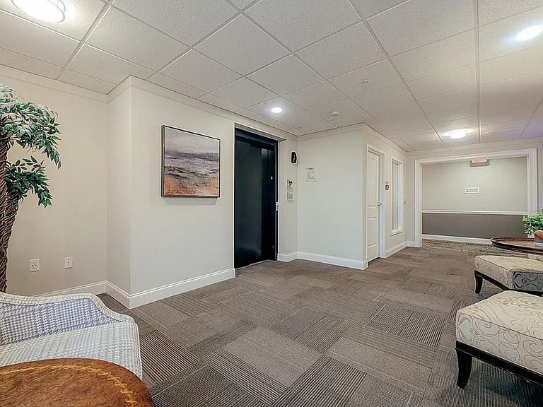 410 - 4th Floor