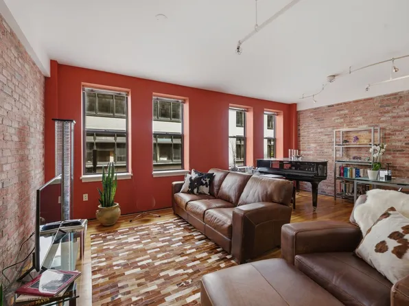 700 Church St APT 205, Nashville, TN 37203