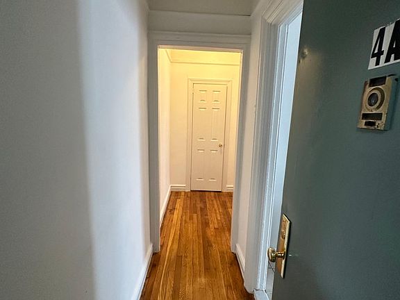 3rd image of 744 Coster St #A