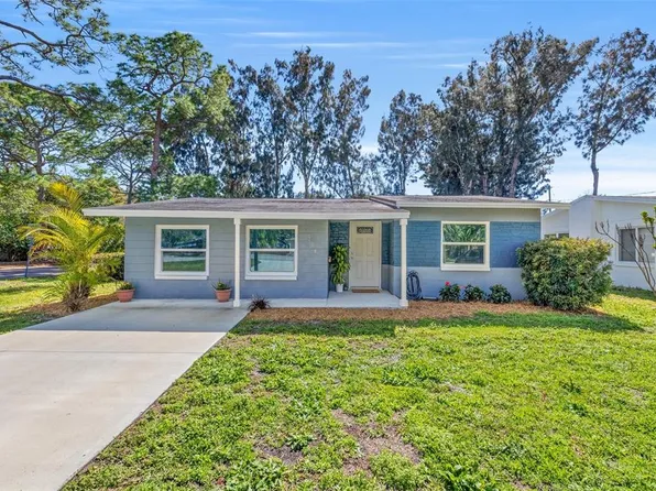 230 83rd Ave NE, Saint Petersburg, FL 33702