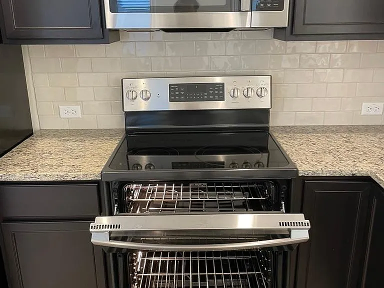 9610 Morning Iris Dr — Photo 18