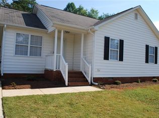 169 Windward Cir, Mocksville, NC 27028