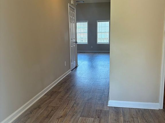 4th image of 2860 Teakwood Dr