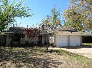 8312 NW 28th St, Bethany, OK 73008