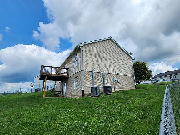 4th image of 105 Hambs Ct