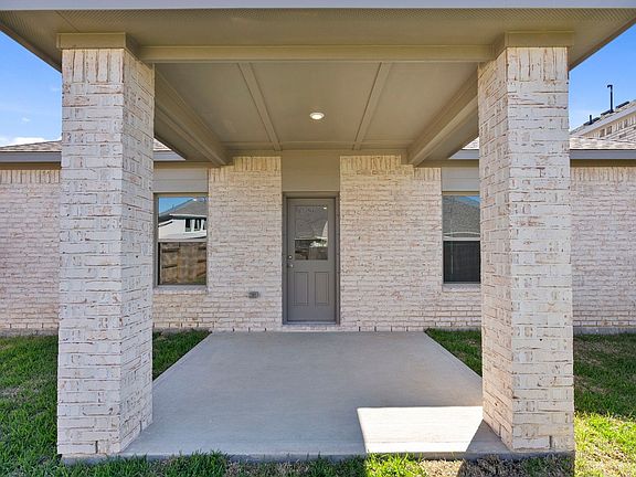 3rd image of 3627 Atlas Point Ln
