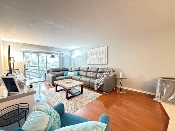 2304 Lucaya Ln APT L4, Coconut Creek, FL 33066
