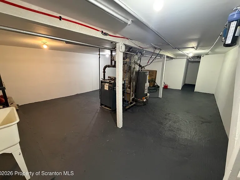 821 Maple St — Photo 16