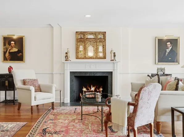 81 Beacon St #8, Boston, MA 02108