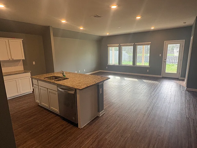 44019 Covington Rdg — Photo 11