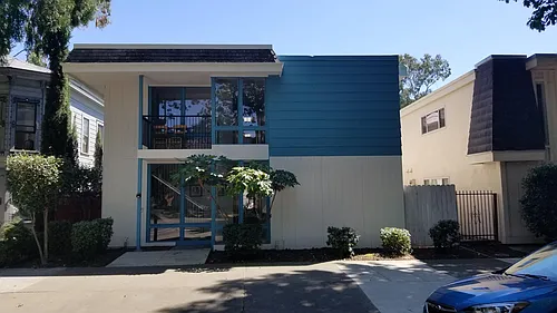 2118 H St Photo 1
