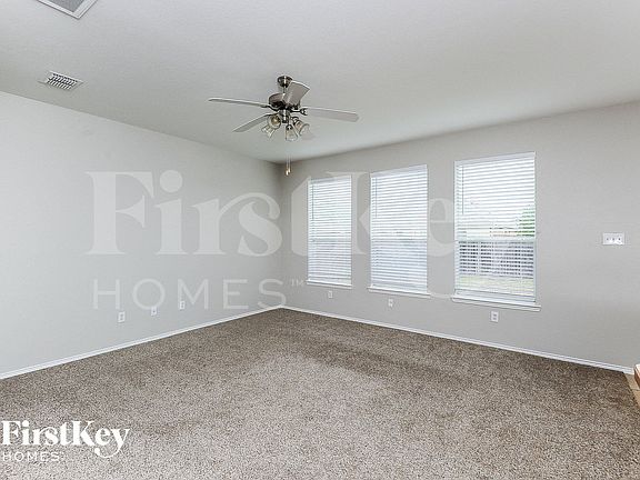3rd image of 1220 Juniper Ln