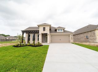 2067 Winepress Rd, Brenham, TX 77833