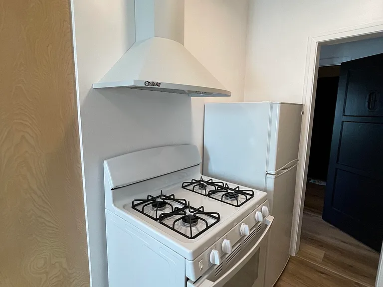 238 N Clark Dr #7 — Photo 27