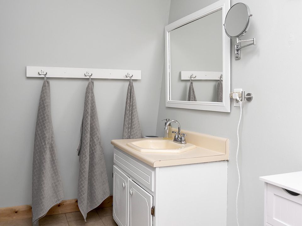 43rd image of this home