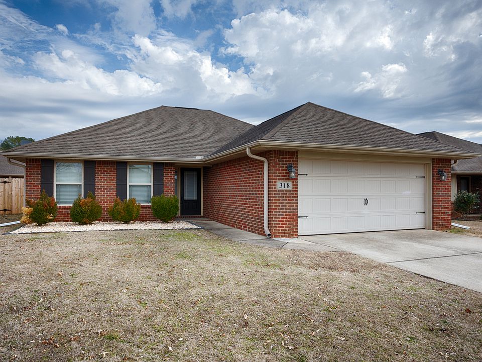 1st image of 318 Dovington Dr