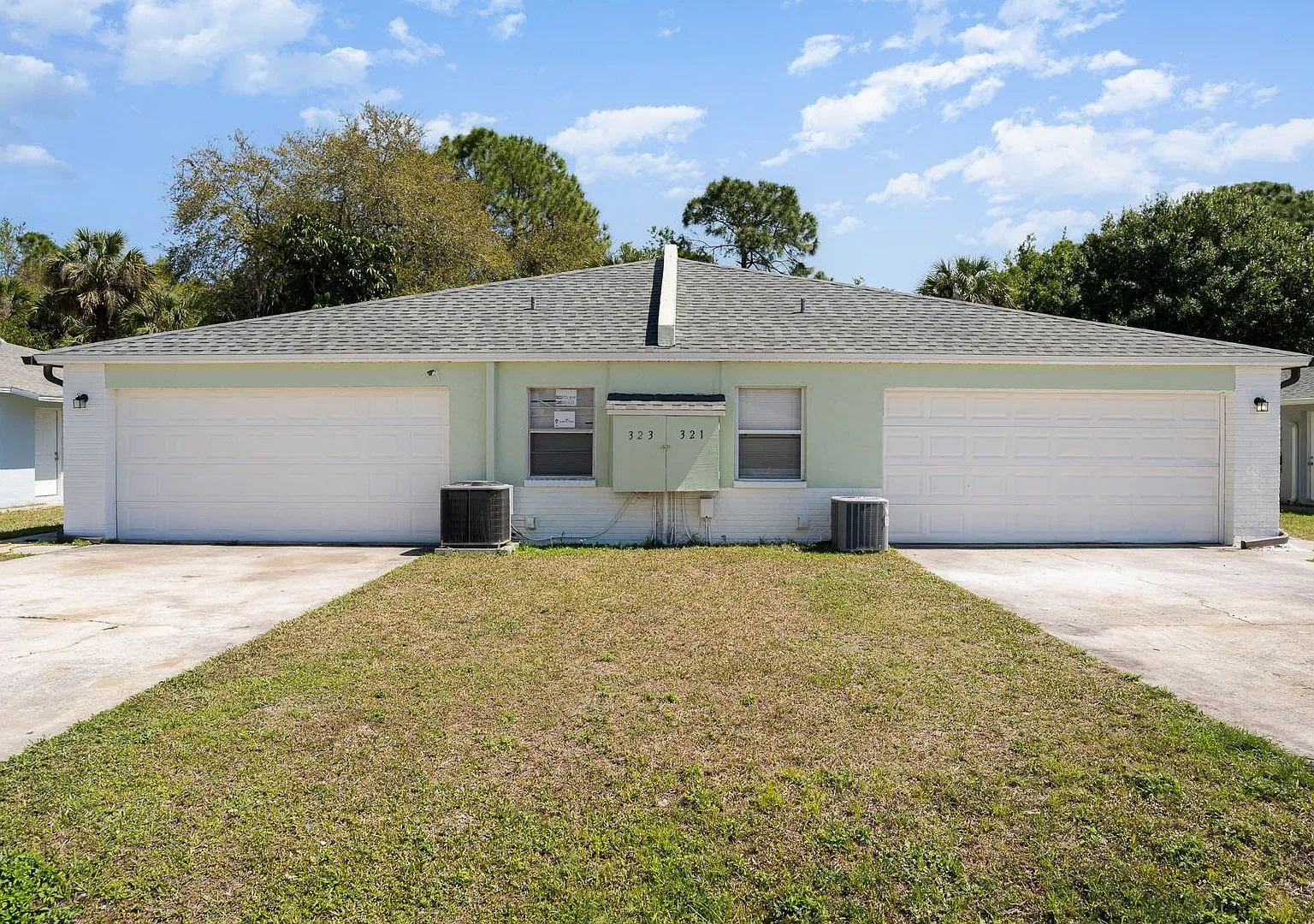 321 Sun Dial Court — Photo 1