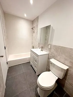 Rented by Brooklyn Property Group LLC | media 10