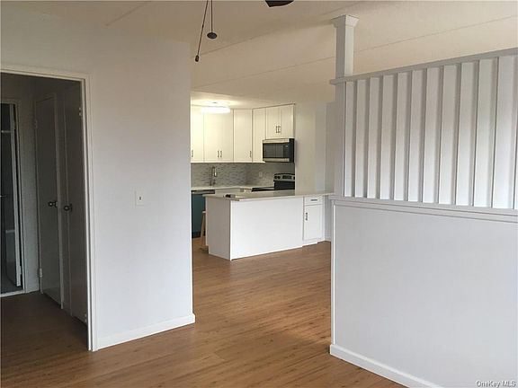 2nd image of 35 Park Ave APT 2C