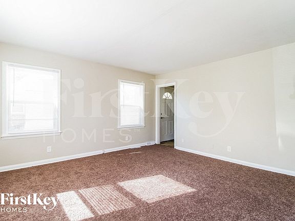 4th image of 12 Gambier Cir