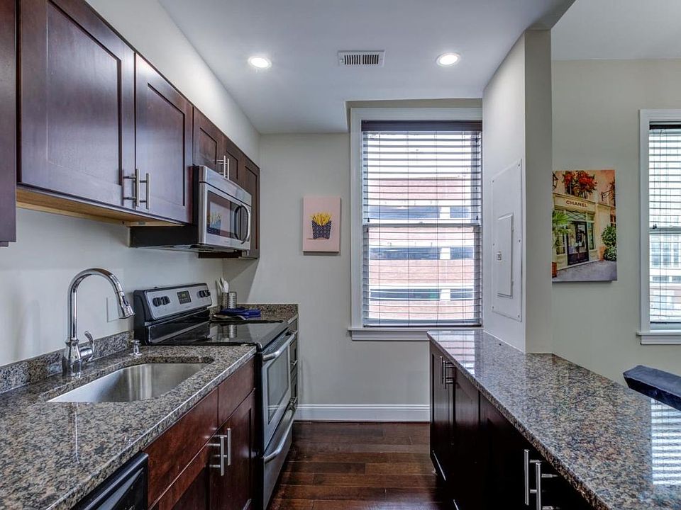 1st image of 617 W Lexington St #1B-1Ba-850Sqft