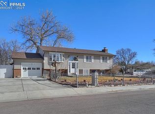 7065 Harding St, Colorado Springs, CO 80911