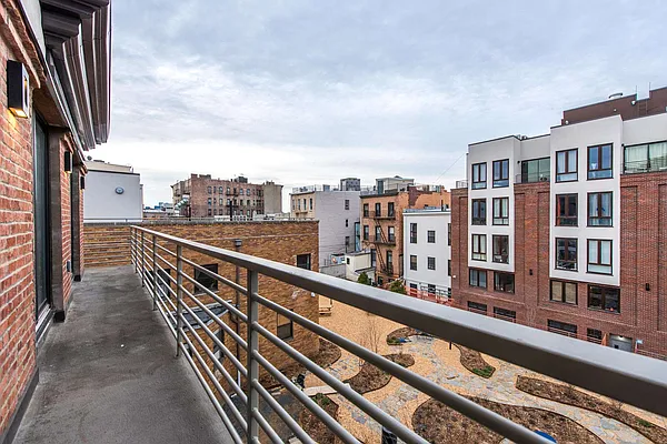 Rented by Nooklyn NYC LLC | media 75