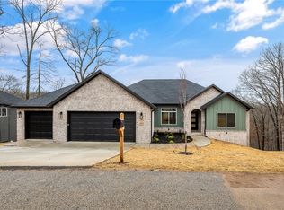 105 Pimlico Dr, Bella Vista, AR 72715