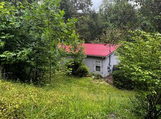 292 Deer Creek Xing, Mountain City, TN 37683